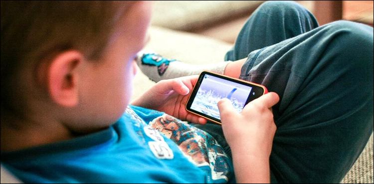 Smartphone children