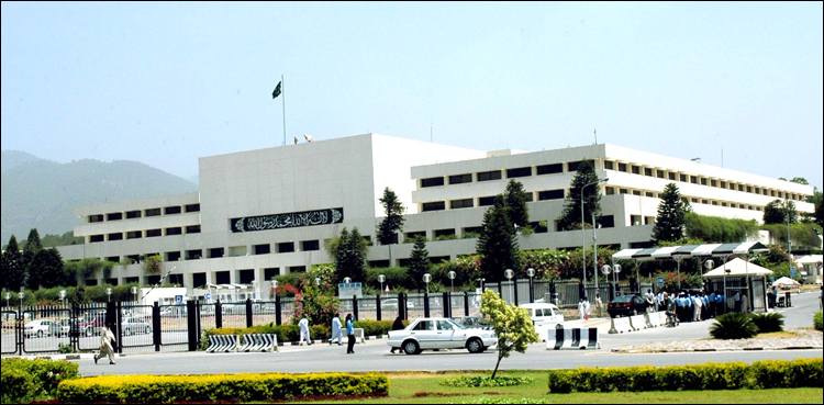 PAC, maritime ministry report, China, solar panels for Gwadar