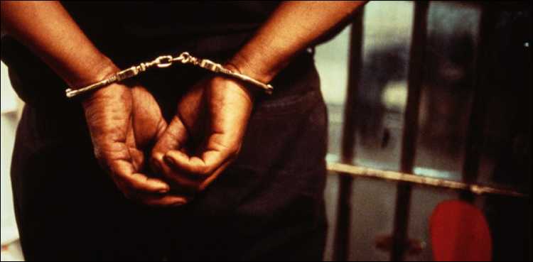 money, laundering, Karachi airport