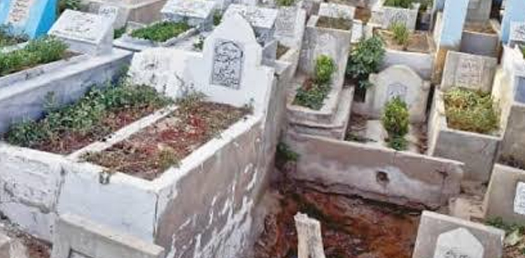 covid-19 separate graveyards