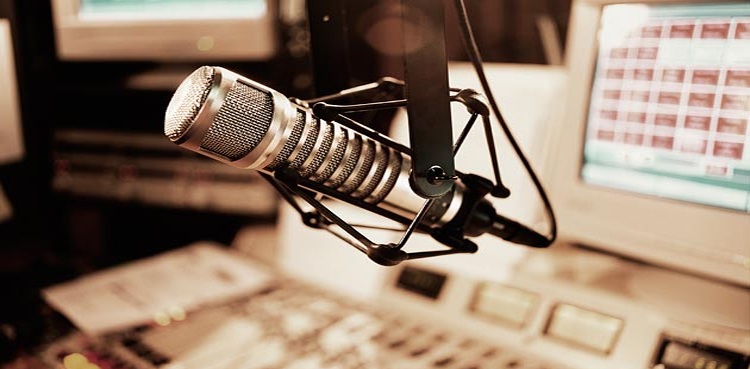 FM-radio-world-radio-day-UNESCO-pakistan