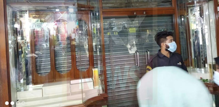 burglary gold jewellery shop teen talwar karachi