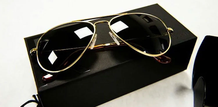 joe biden putin gift aviators