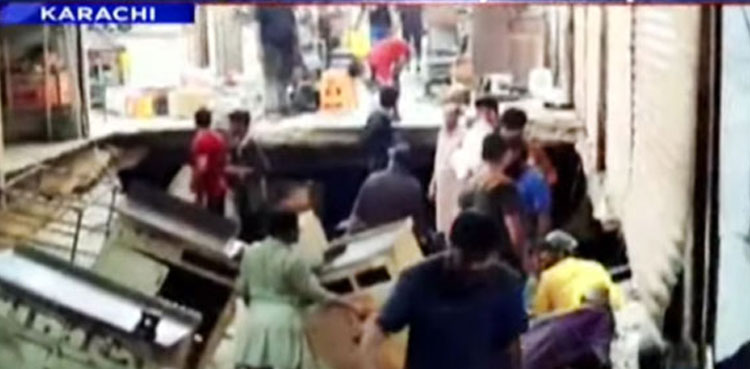 kmc operation encroachment jubilee market karachi