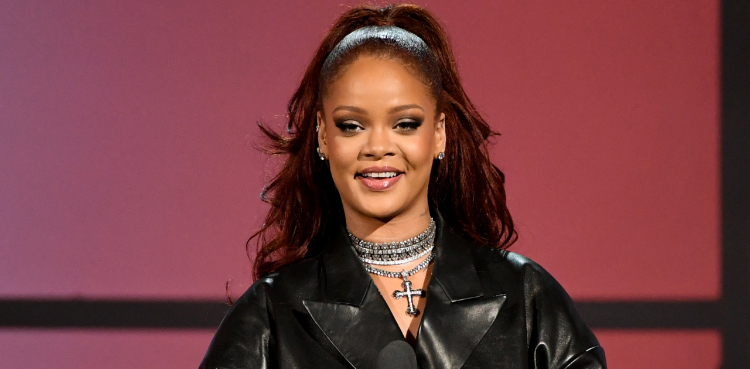 Rihanna, billionaire