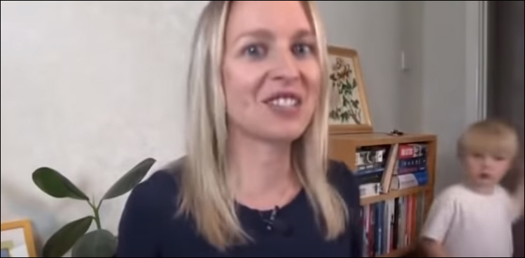 biscuits, mother, journalist, child