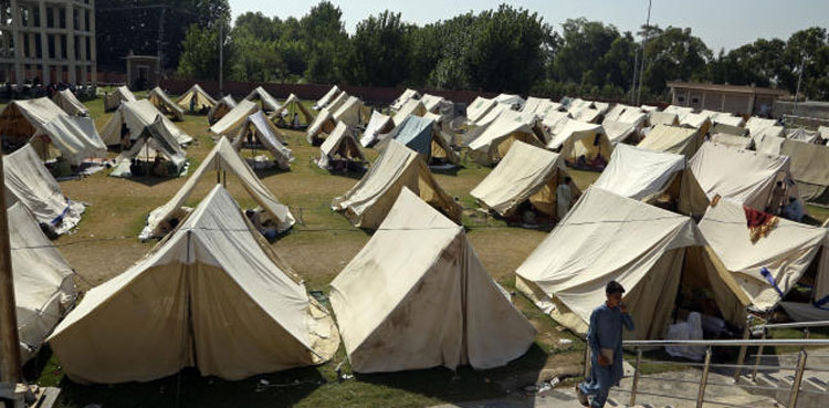Karachi tent city, flood victims, MDA