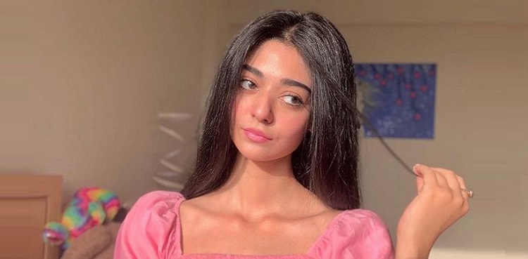 noor zafar khan viral instagram pictures