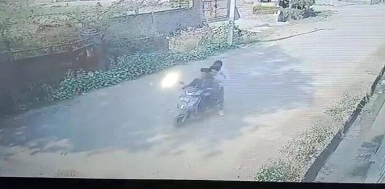 Class 11 boy, stabbed, schoolmates