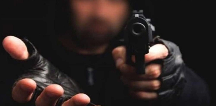 Karachi, Citizens robbed, robbery, Germany-returned citizen