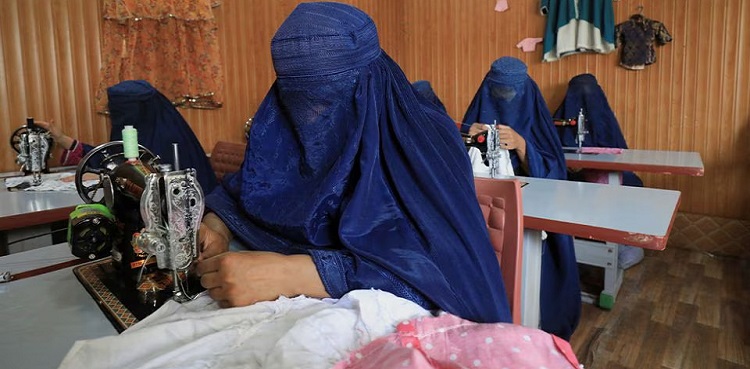 afghan refugee women in pakistan