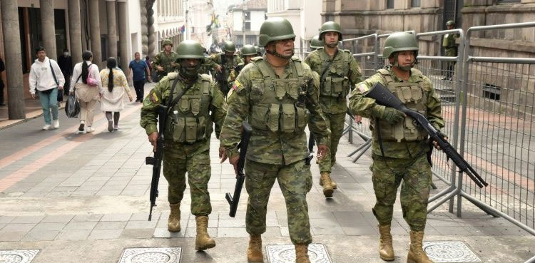 At least 10 killed in Ecuador's 'internal armed conflict'
