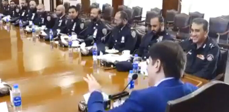 NYPD, Sindh police, street crimes