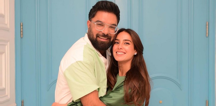 iqra aziz, yasir hussain, viral vacation pictures