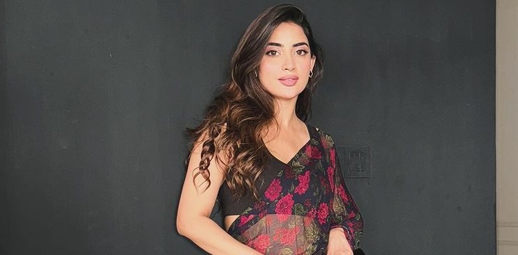 saboor ali, viral instagram reel