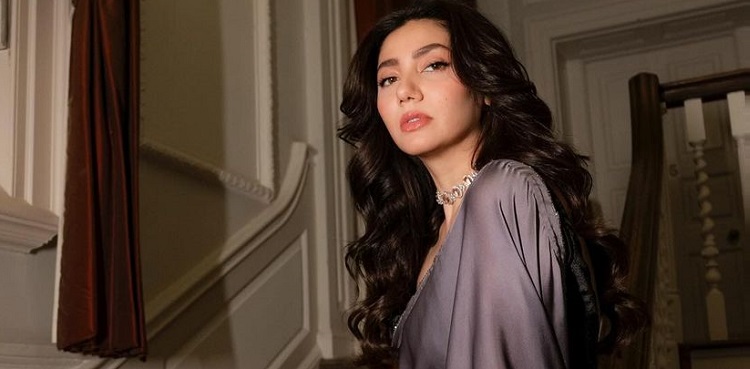 Mahira Khan honoured with Recognition Award in UK Parliament