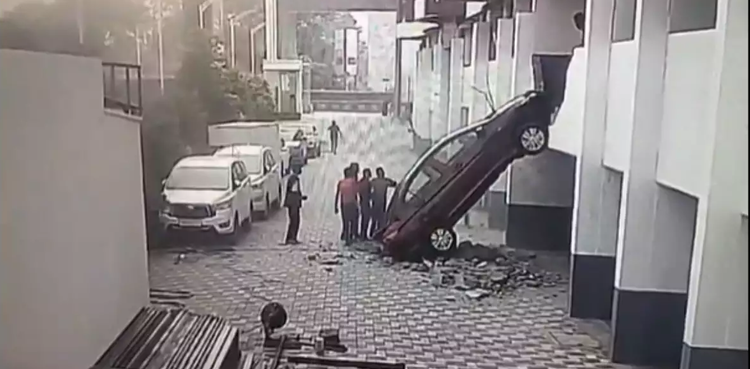 Viral video, viral, car