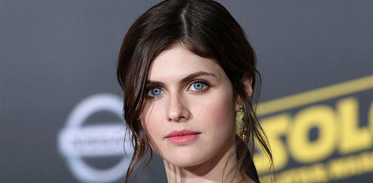 Alexandra Daddario gets summer ready with major hair transformation